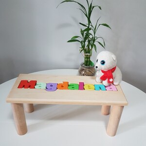 Namenspuzzle Bench- Personalisiertes Puzzle-Geburtstagsgeschenk- Namenspuzzle Bench- Namenshocker- Bank Name- Personalisierter Baby-Holzstuhl- Name Bench