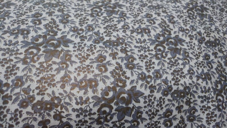Free Shipping over 35 Cotton Fat Quarter Quilting Cotton Fabric Cotton Quilting Fabric Blue Floral Fat Quarter
