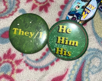 CUSTOM 2.25in AESTHETIC Pronoun Pins