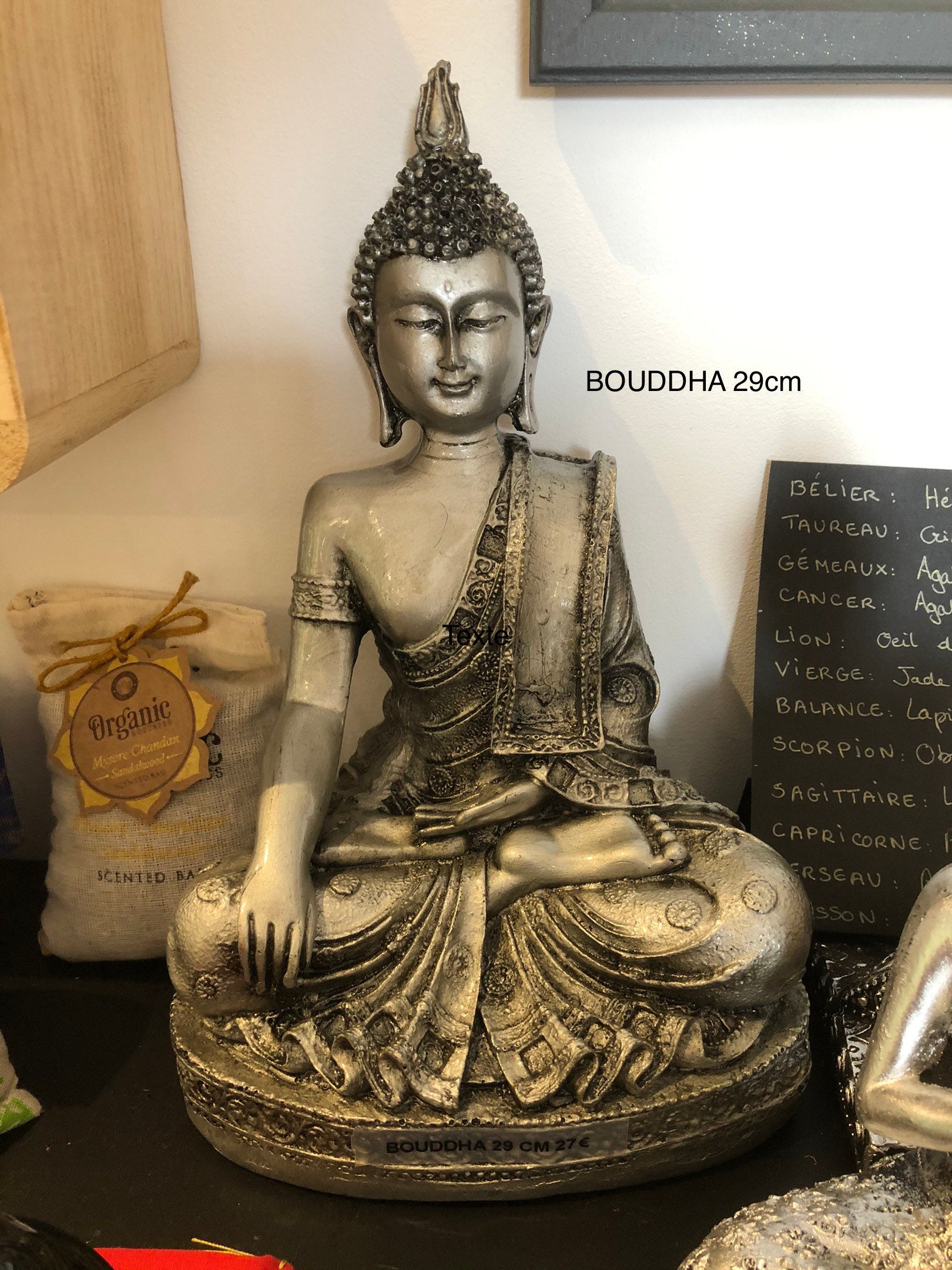 statues de Bouddhas en Ciment ou Résine , Différents Modèles et Tailles