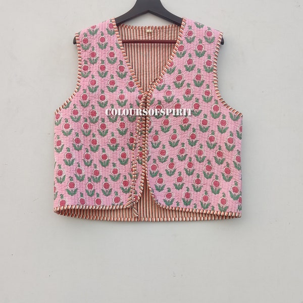 Cotton Quilted Waistcoat Vintage Style Quilted Vest Jackets, V-neck Floral Coat Holidays Gifts Sleeveless Jacket for Women Gifts