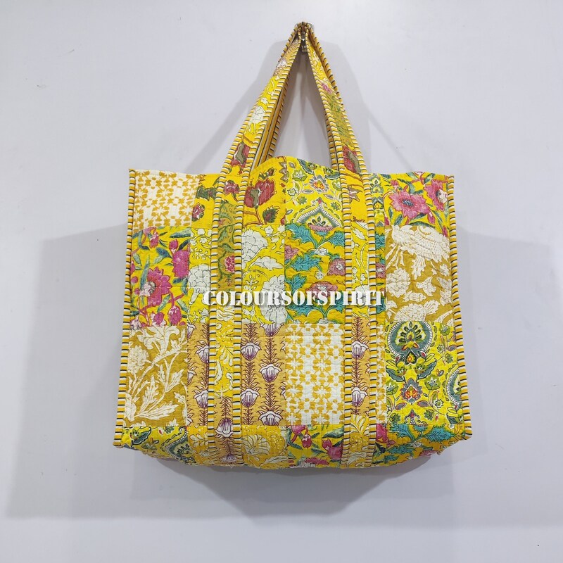 Ruched Quilted Shoulder Bag main image 1