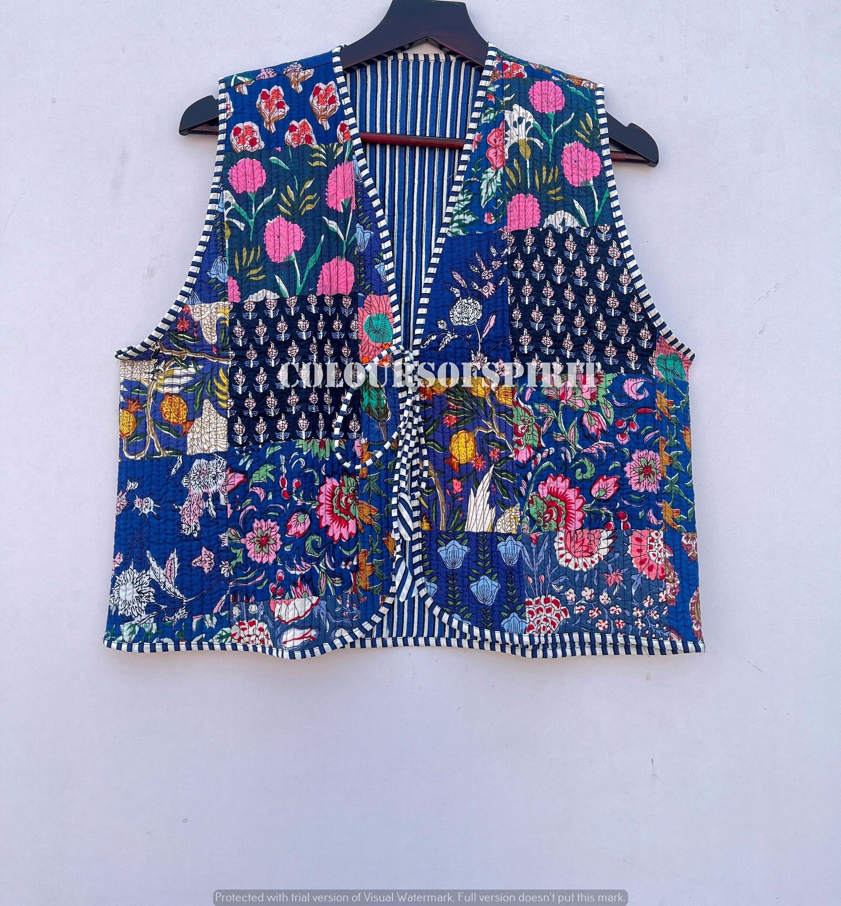 Cotton Quilted Waistcoat Vintage Style Quilted Vest Jackets, V-neck Floral Coat Holidays Gifts Sleeveless Jacket for Women Gifts