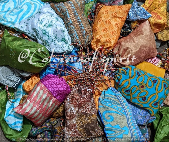 200 Pcs Jewelry Bags Indian Sari Pouches Jewelry Packaging Pouch Party Favor Bags 16x10 Cms Wedding Favor Bag Saree Fabric Bag Etsy Canada
