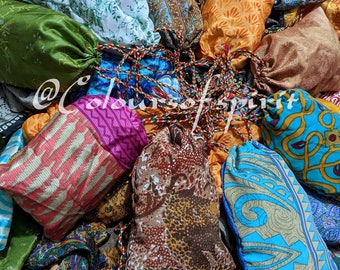 Un sacco di borse con coulisse vintage in sari, confezioni di gioielli, borse per bomboniere, custodia per imballaggio di prodotti ecologici con logo - spedizione gratuita