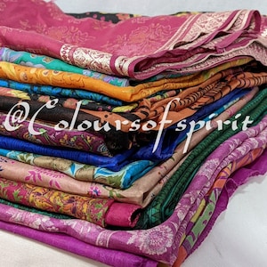 Enorme lotto di ritagli di tessuto vintage Sari in seta pura al 100%, bundle di ritagli di quilting journal, 10 x 10 pollici, tagli quadrati di sari