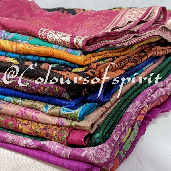 Enorme lotto 100% pura seta vintage Sari resti di tessuto pacchetto di scarti Quilting Journal Project di 10 X 10 pollici Saree Square Cuts