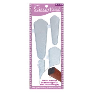 SCISSORFOBZ Designersaxfodral, Skyddsfodral för saxar - 4 st. i blandade storlekar, värdepaket - Metalliskt glänsande silver med söt pandadesign - #309