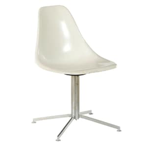 Vintage Molded Fiberglass Swivel Shell Chair, with chrome base.  Eames inspired