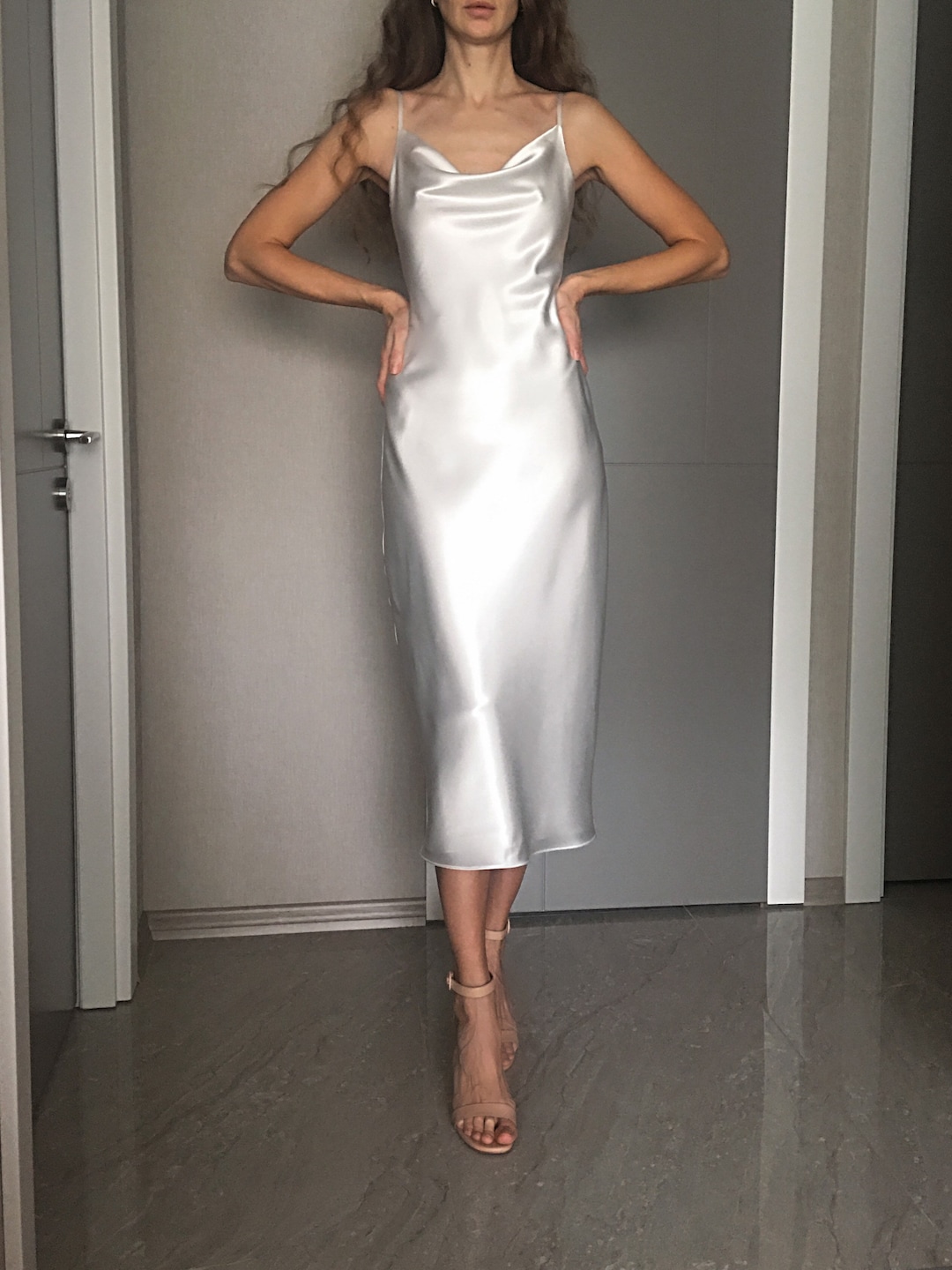 White Cowl Neck Silk Satin Midi Length Slip Dress,Adjustable Spaghetti Straps,Bias Cut,Date Open Back Wedding Dress Bridesmaids Engagement White Cowl Neck Silk Satin Midi Length Slip Dress,Adjustable Spaghetti Straps,Bias Cut,Date Open Back Wedding Dress Bridesmaids Engagement