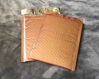50 6x9 Deep ROSE GOLD Poly Bubble Mailers Size 0  Light Weight Padded Self Sealing Shipping Envelopes  Christmas