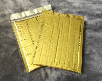 50 6x9 GOLD Poly Bubble Mailers Size 0  Light Weight Padded Self Sealing Shipping Envelopes  Christmas