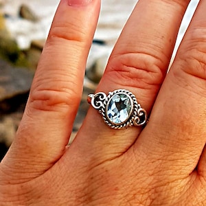 Silver ring with blue topaz stone / Unusual blue stone ring / Elegant ring / November birthstone / Unique gift for her