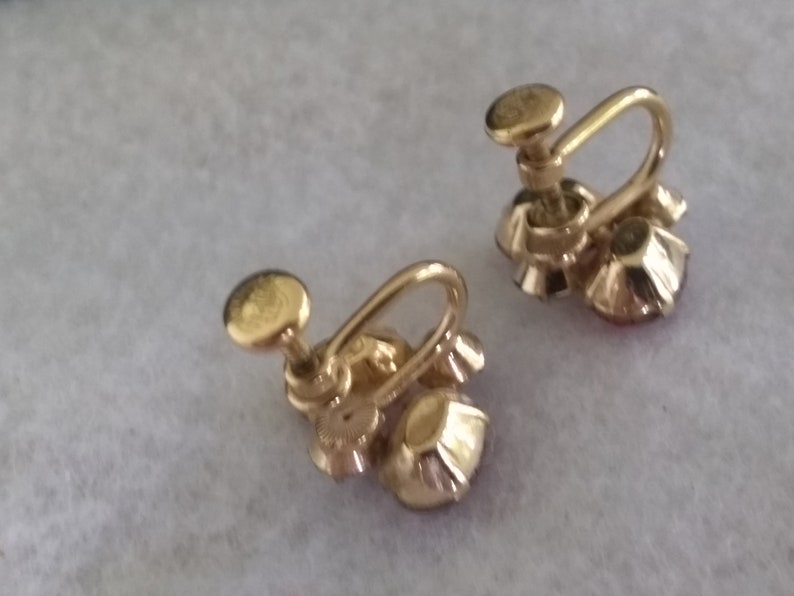 Screw Backs Gold Tone Vintage 1940s50s Red and Clear Rhinestone Earrings