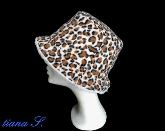 Winter hat, animal print, faux fur, vegan, size XS