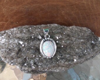 Native American Handcrafted Pendant Opal Sterling Silver Navajo Stamped B Sterling