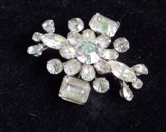 Vintage Rhinestone Unique Brooch