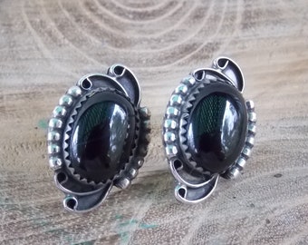 Native American Sterling Silver Onyx Stone Earrings Stamped DW (artiste) Stamped Sterling