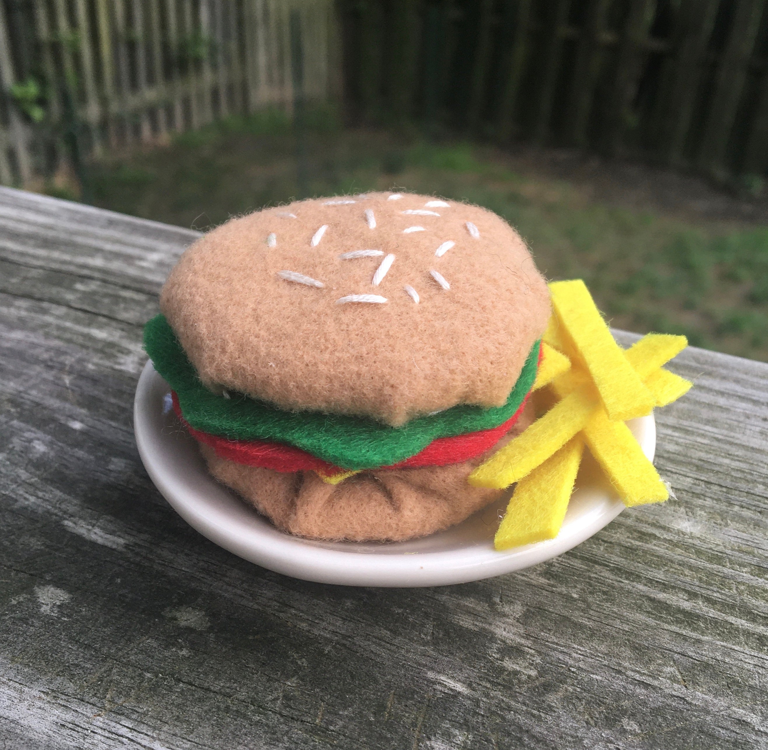 cat and cheeseburger