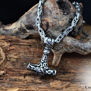 Thor&#39;s Hammer Viking Necklace, Steel Mjolnir Pendant with Celtic Knots and Byzantine Chain, Viking Jewelry, Strength Amulet Norse Mythology