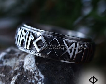 Viking ouderling Futhark runenring, Noorse runen 8 mm band spinnerring, 316L roestvrijstalen trouwring, Noorse mythologie, Viking-sieraden