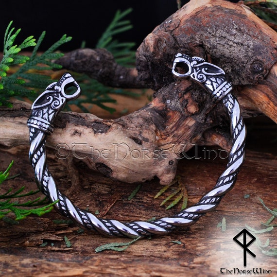 Stainless Steel Wolf Link Bracelet With Carbon Fiber - Adjustable Viking Jewelry Gift For Men, Laser Engraved