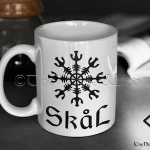 Viking Runes Mug Helm of Awe, Norse Aegishjalmur Protection Amulet Mug, Galdrastafir Viking Gift Skål Mug, Norse Mythology Coffee Mug 11 oz