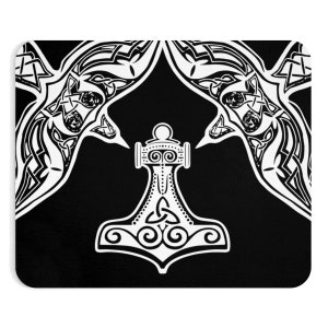 Thor&#39;s Hammer Viking Mjolnir Mouse Pad – Odin&#39;s Ravens Gaming Desk Mat Huginn & Muninn Norse Mythology Decor for Gamers Viking Mousepad Gift