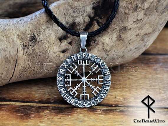 Stainless Steel Pendant Protection Rune vegvisir Bird Viking Mens Jewellery Necklace 