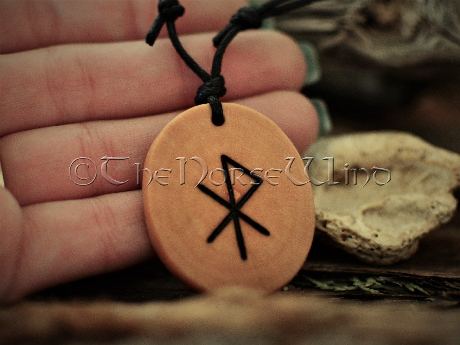 Ciondolo Collana Vichinga Coppia Con Rune E Nave | Amuleto Talismano Portafortuna In Metallo, Gioielli Uomo E Donna, Regalo Natale, Compleanno, Gioielli Etnici Stile Antico