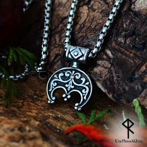Viking Lunula Necklace, Shieldmaidens Stainless Steel Pendant, Crescent Moon Norse Pagan Amulet, Viking Jewelry, Norse Mythology