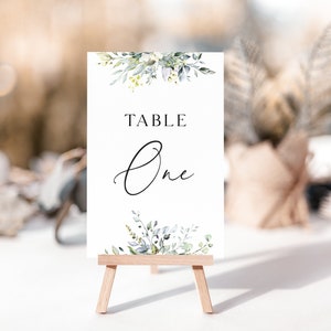 Numéros de table de mariage eucalyptus et olive - Design minimaliste