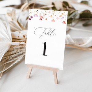 Frühlings-Wildblumen Blumen personalisierte Hochzeitstischnummer-Karten - helles Frühlingsdesign
