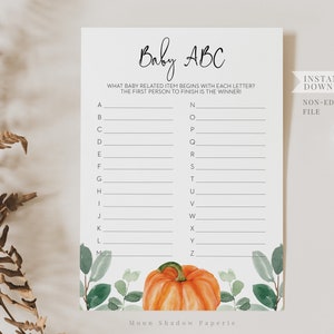 Peut inclure: Une carte de jeu Baby ABC imprimable avec une illustration de citrouille. La carte présente le titre "Baby ABC" en écriture élégante, avec des invites pour les articles liés aux bébés pour chaque lettre de l'alphabet. Comprend le texte "Téléchargement instantané" et "Fichier non modifiable".
