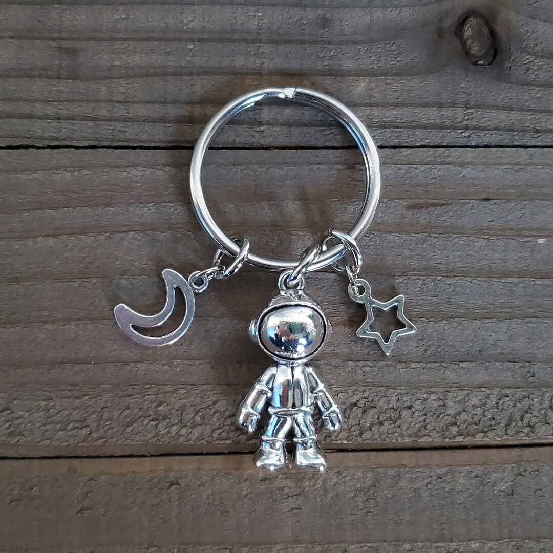 Astronaut Moon and Star Key Chain Keyring, Keychain A - Etsy