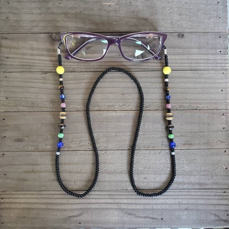 How to Make a DIY Eyeglasses Chain