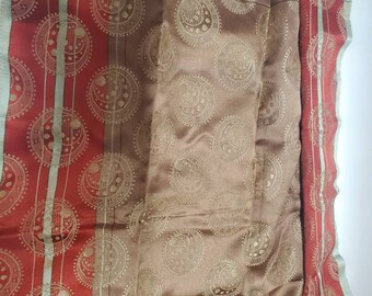 VINTAGE SILK HANDKERCHIEF