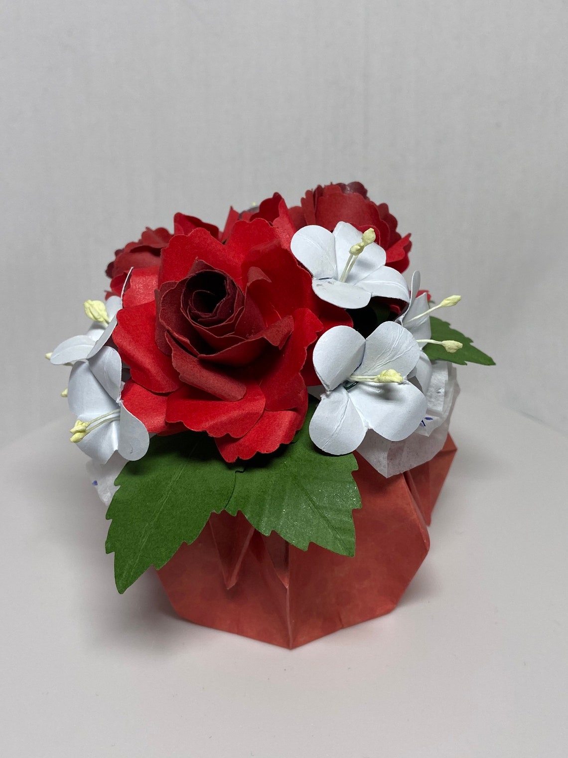 Paper flowers bouquet Happy Valentines Day | Etsy