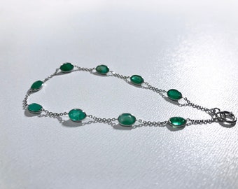 14 kt White Gold Natural Emerald (3.9 ct) Fancy Open Link Bracelet, Appraised 3,950 CAD