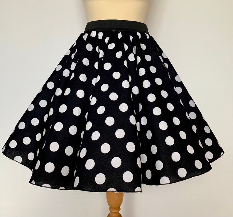 Skirt circle skirt schwarz mit Punkten