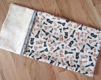 Checkmate: All cotton standard-queen pillowcase with chess game pieces print.Dream your strategy!