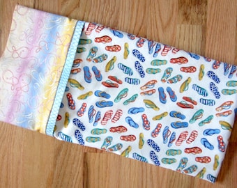 Flip flops sandals traipsing all over cotton standard/queen size pillowcase..beach time!
