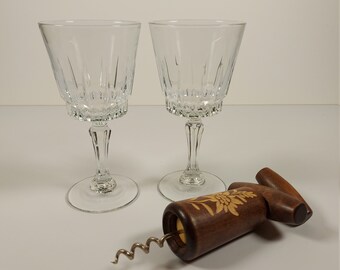 2 Vintage French Luminarc Verrerie D'Arques 'Victoria'  Clear Large Wine Stem Glasses