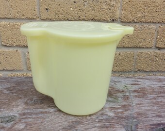 Retro Vintage Tupperware Yellow Lidded Jug - Flip Top, Camping, Outdoor Pursuits, Camper Van, Retro Kitchen, Retro Camper Van