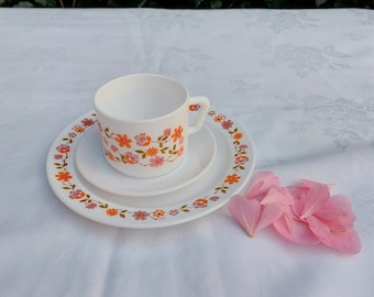 Retro French Arcopal Scania Pink & Orange Flowers Trio - Cup, Saucer and Cake/Side Plate, Summer Vintage Ditsy Floral Design Tea Cup