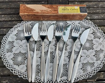 4 Sets of Vintage Retro Sipelia De Luxe Stainless Steel Cutlery Fish Knives and Forks, Mid-Century Modern Cutlery