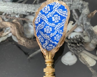 Blue and White Oyster Shell Lamp Finials