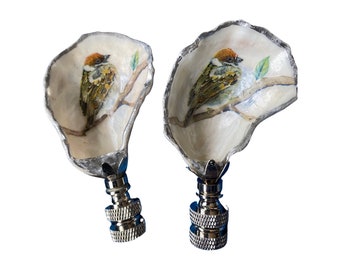 Pair of Bird Decorated Scallop Shell Lamp Finials