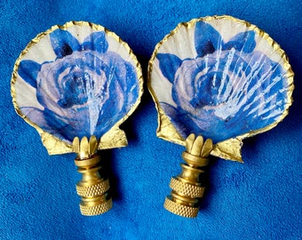 Pair of Blue and White Scallop Shell Lamp Finials
