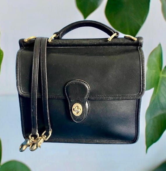 Vintage Coach Black Leather Willis Crossbody Bag #9927